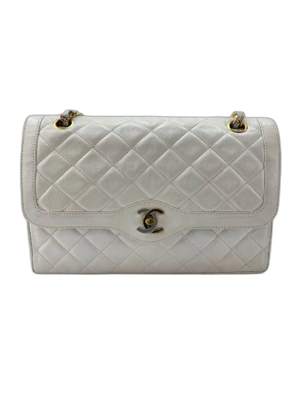 Chanel Shoulder Bag Lambskin Quilted 25